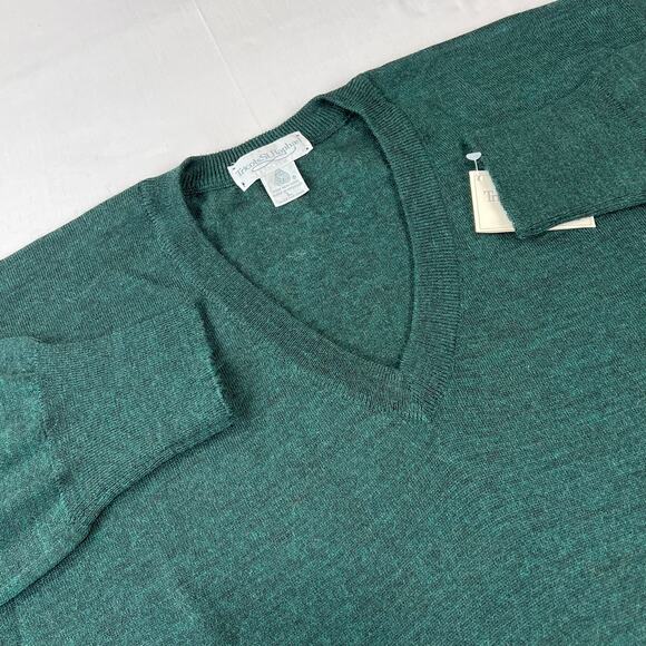 Tricots St. Raphael Vintage Wool Green V-neck sweater Men’s size Large NWT - Picture 7 of 8